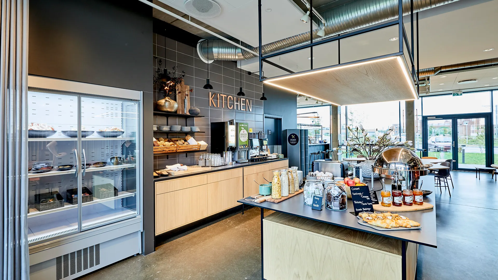 *** Отель Four Points Flex By Sheraton Aarhus Skejby Дания